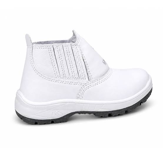 BOTINA COURO BRANCO COM ELASTICO NUMERO 35 KADESH